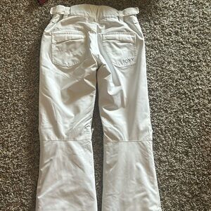 Brand new Roxy ski pants size XS